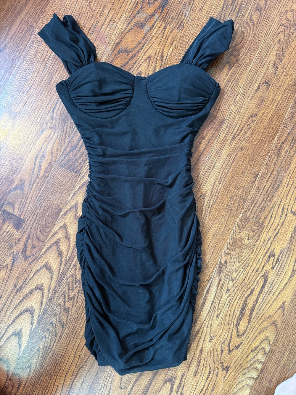 Windsor Black Sweetheart Ruched Mini Dress